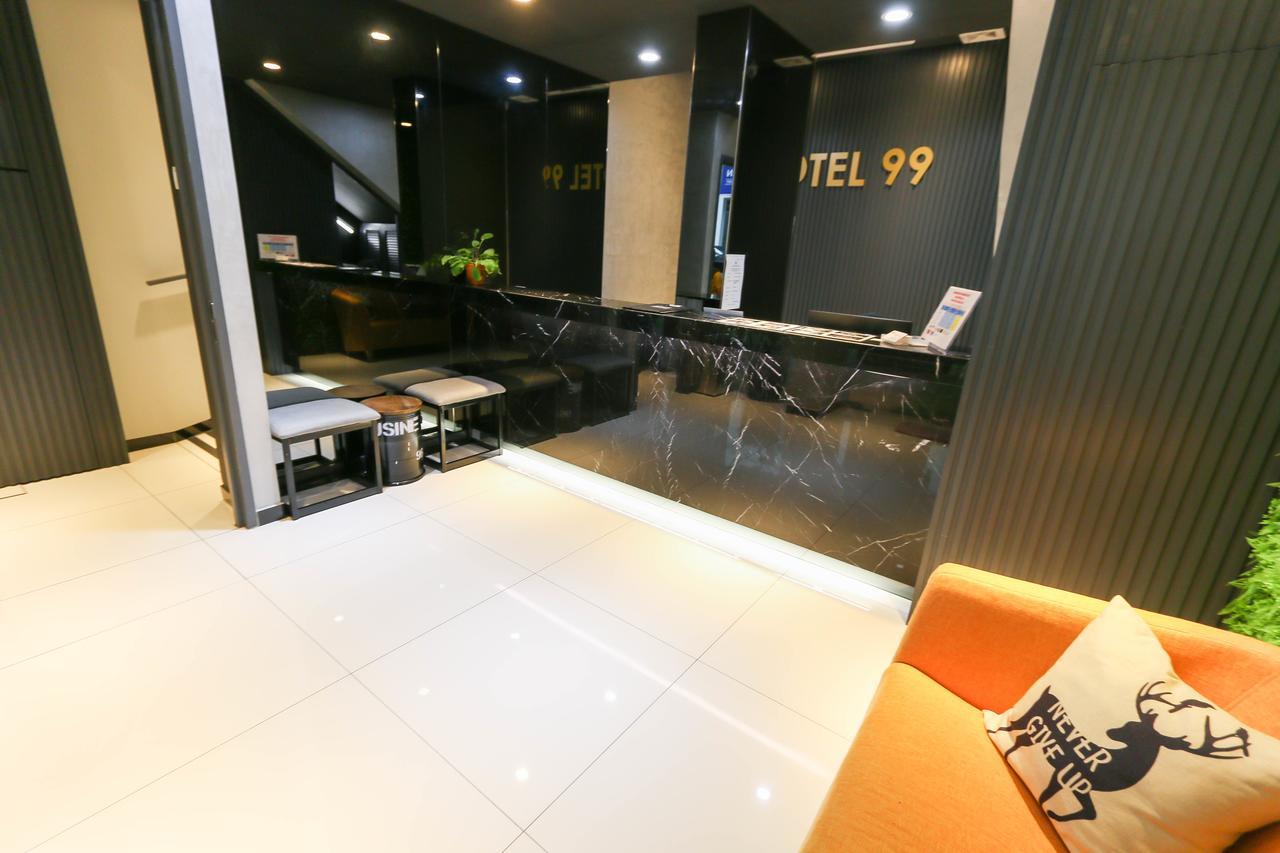 Hotel 99 Sri Petaling Kuala Lumpur Exterior photo