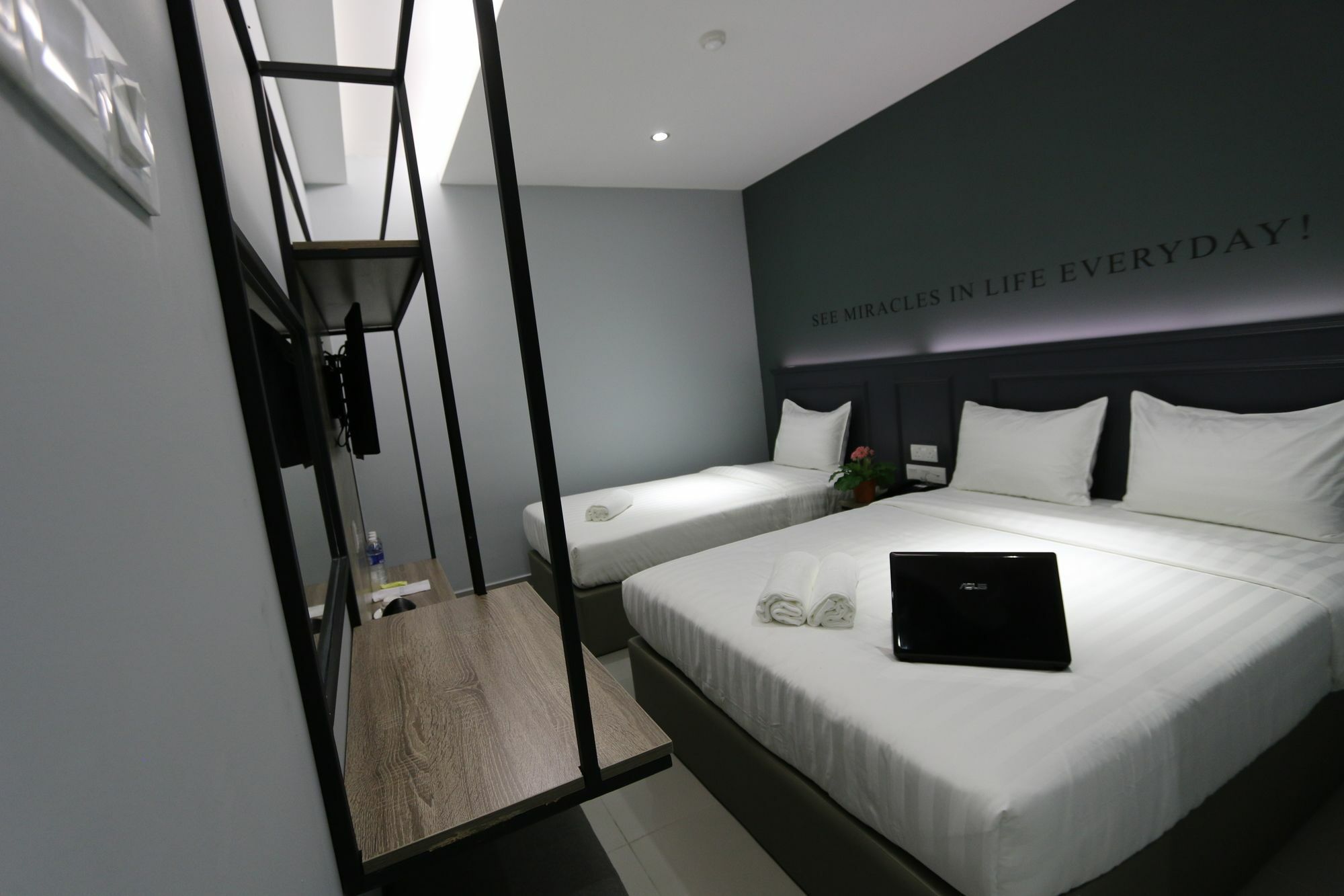 Hotel 99 Sri Petaling Kuala Lumpur Exterior photo