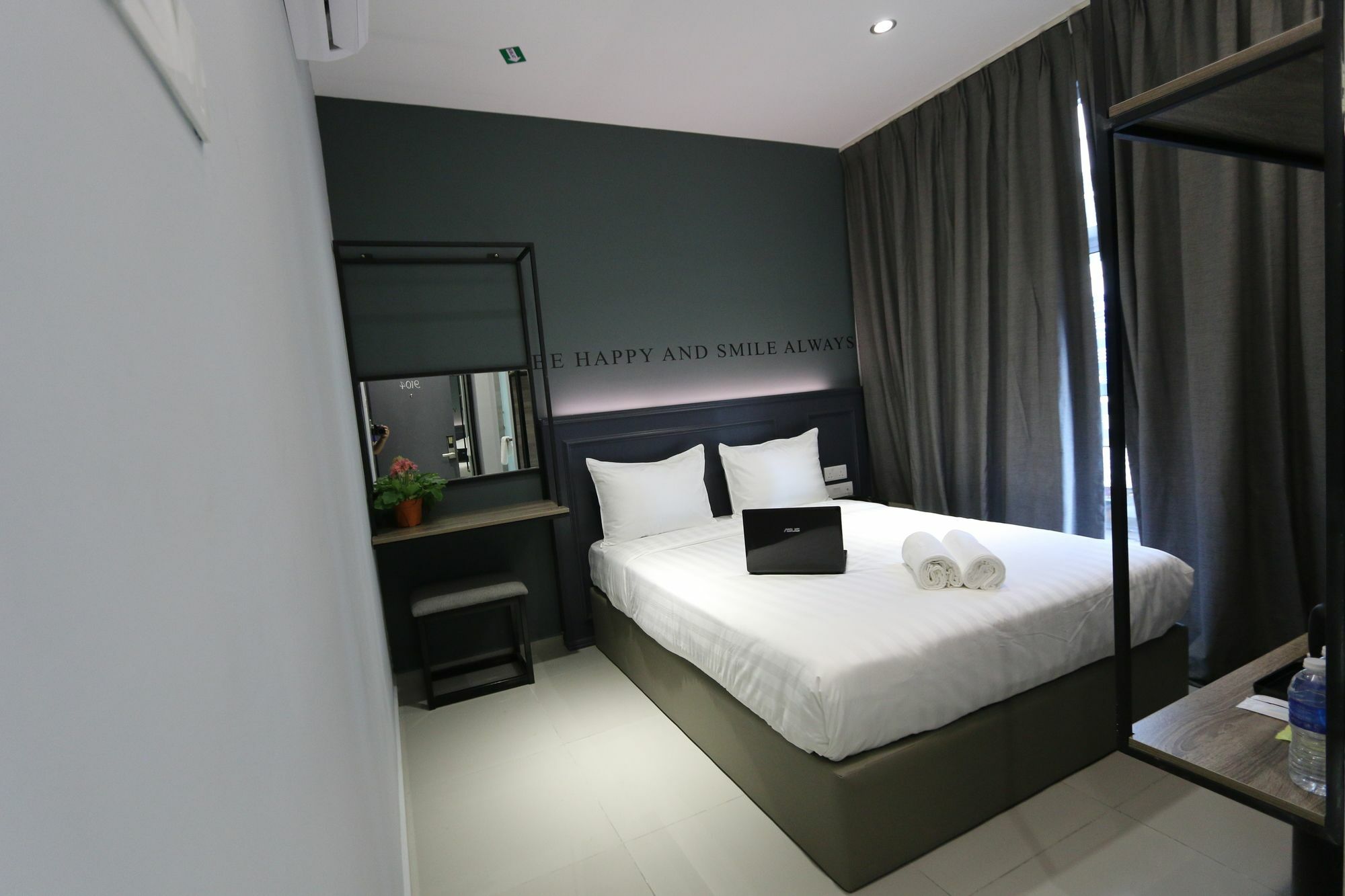 Hotel 99 Sri Petaling Kuala Lumpur Exterior photo